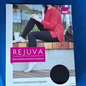 Rejuva Black Compression Leggings 15-20 mmHg stirrups MEDIUM new